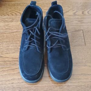 Woman's Black Suede Chukka LLBean Boots